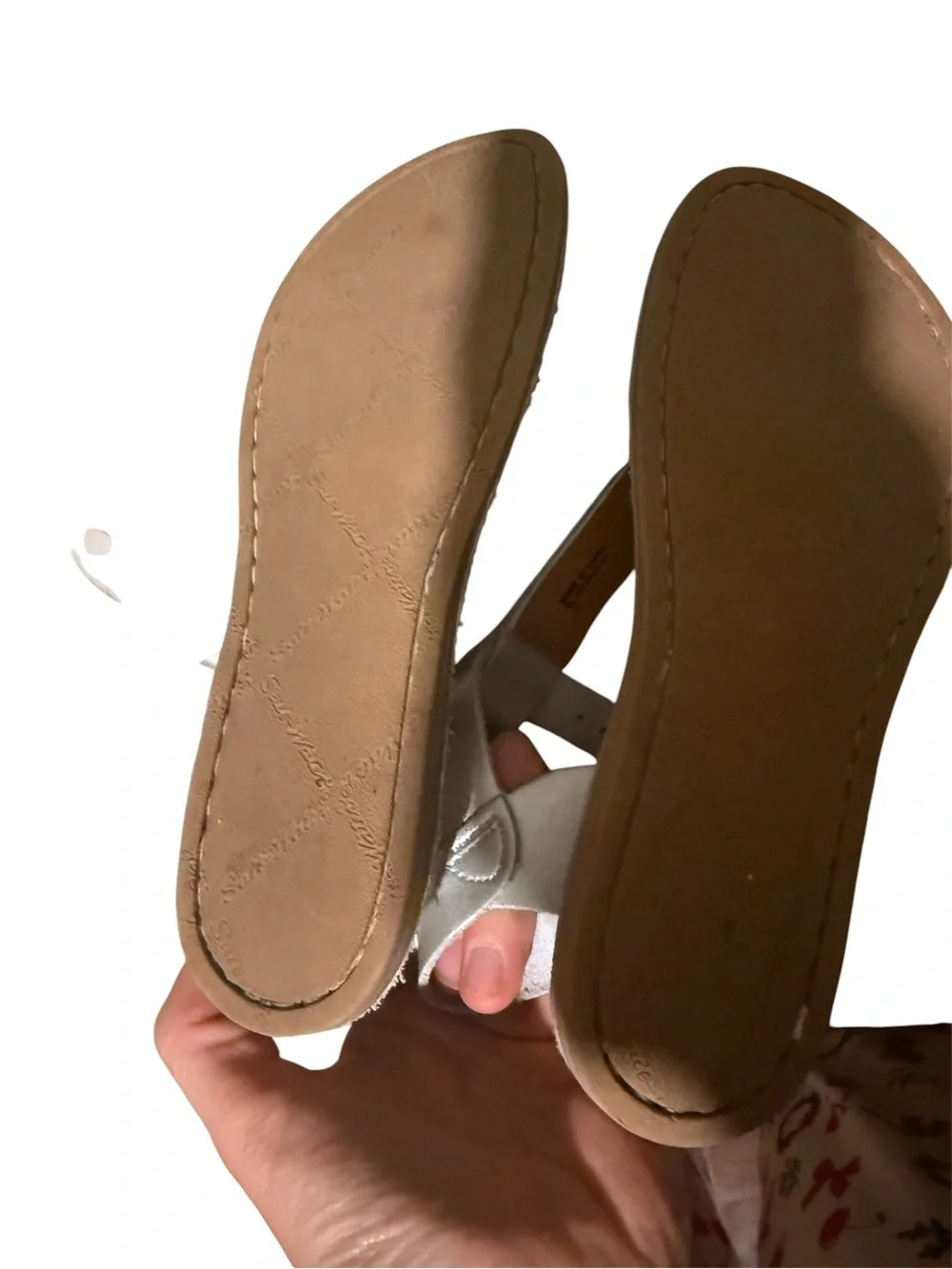 Salt Water by Hoy silver leather t-thong sandals size 3